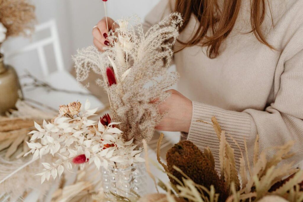Seasonal Styling Art for Homes