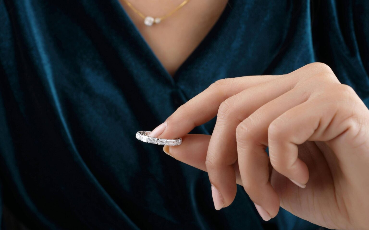 Perfect Ring Size Without Any Stress